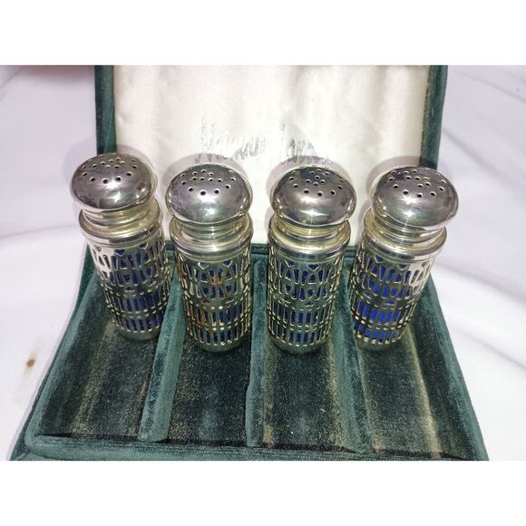 NEIMAN MARCUS: Silver Plated Salt & Pepper Shakers (Set 2), Green Velvet Box - Picture 2 of 4